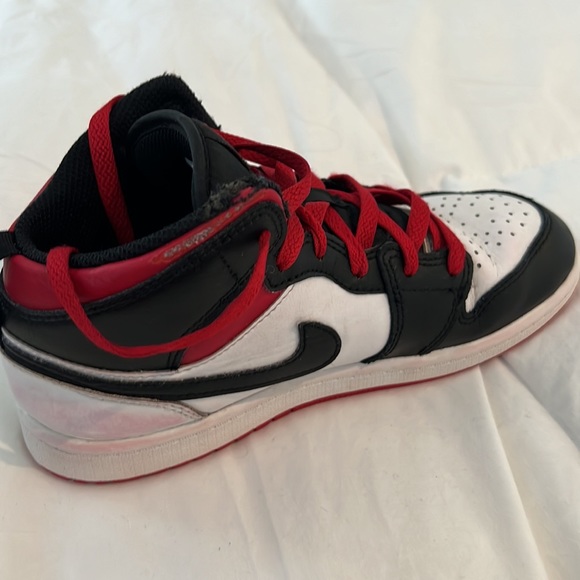 Nike Air Jordan’s - Size 3 (big kid) - Picture 6 of 8